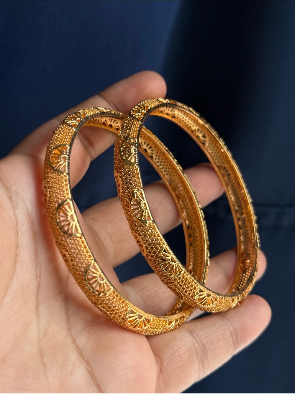 Gold Plated Textured Floral Bangle Set (2pcs)